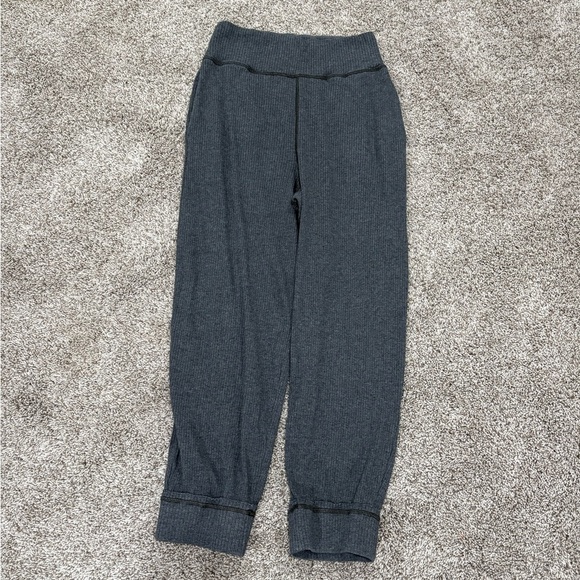 FP Movement Matching Sweatset Medium - Picture 6 of 9